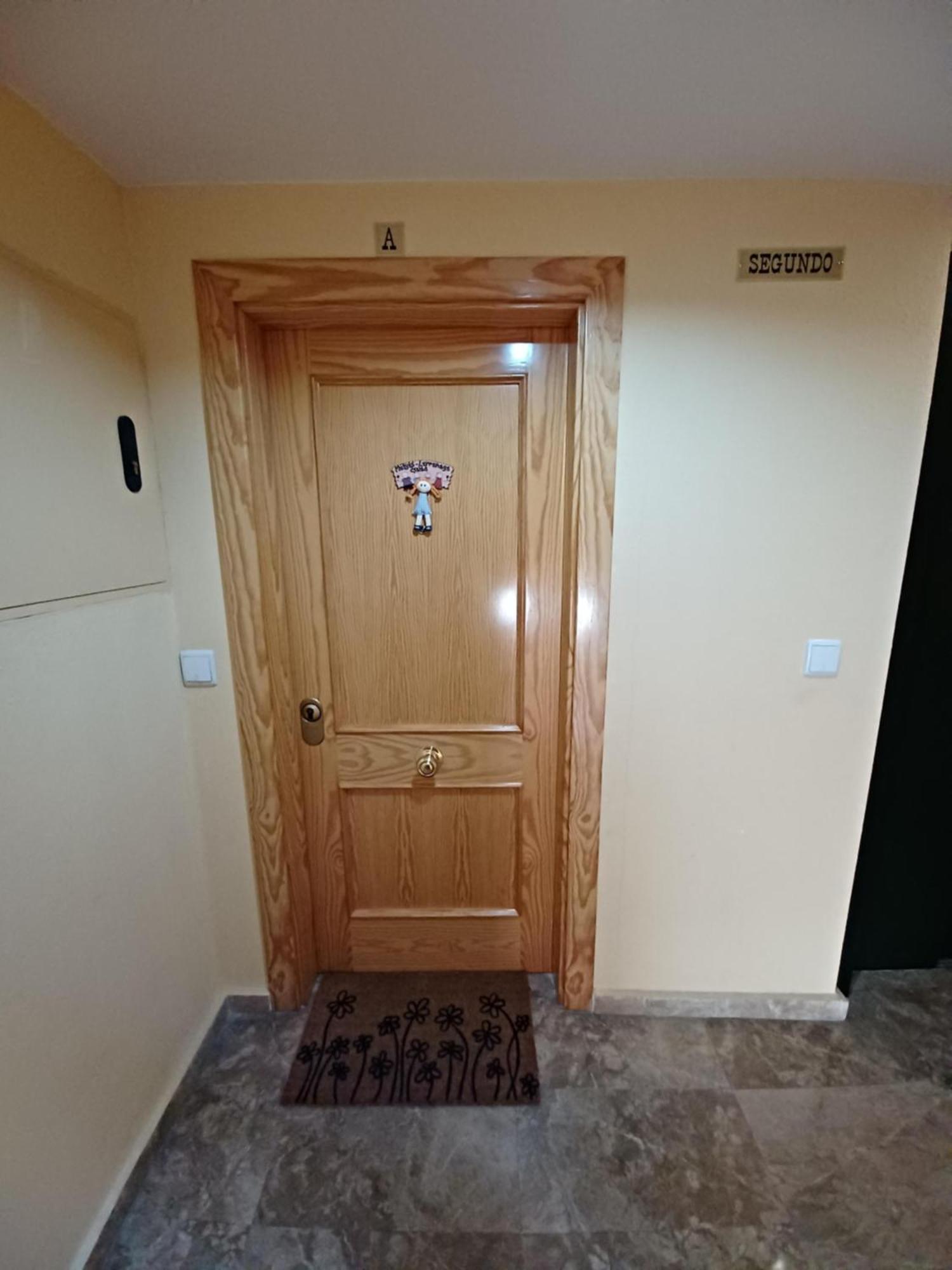 Ferienwohnung En El Pleno Centro De Biescas Con Garaje, Ascensor Y Wifi Exterior foto